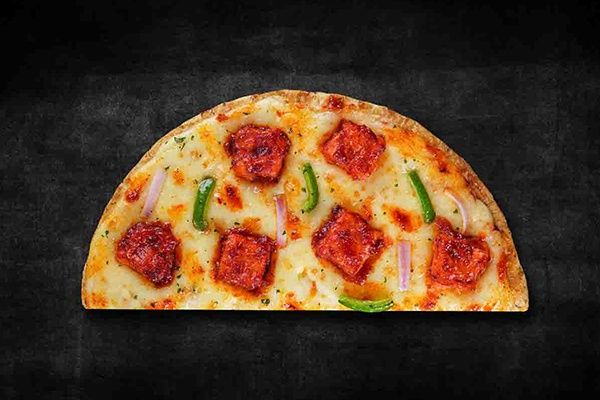 Dragonfire Paneer Semizza (Half Pizza)(Serves 1)