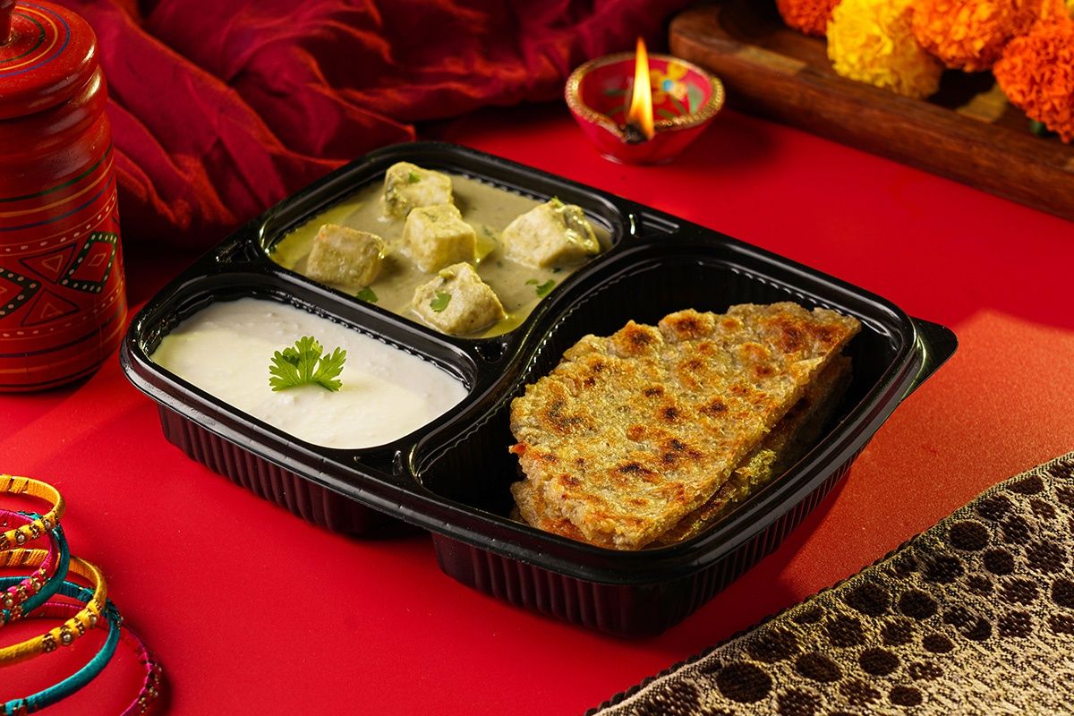 Sabudana Paratha & Hariyali Malai Paneer Thali