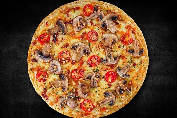 Vampire Slayer Medium Pizza (Serves 2)