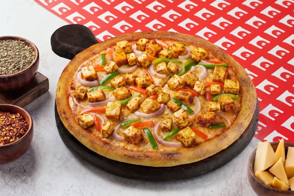 Maharaja Paneer Pizza