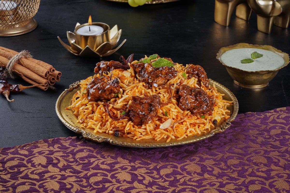 Hyderabadi Raaz-e-Kalimirch Murgh Biryani (Pepper Chicken)(Spicy)