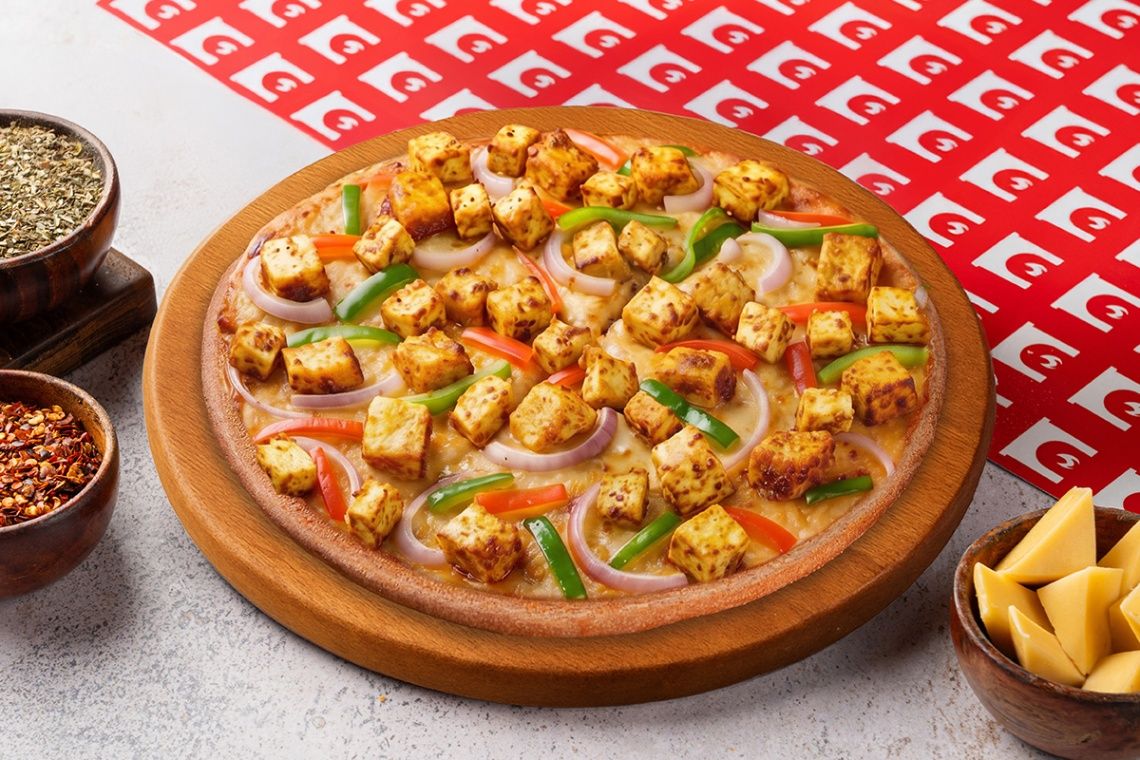 Maharaja Paneer Medium Thin Crust Pizza